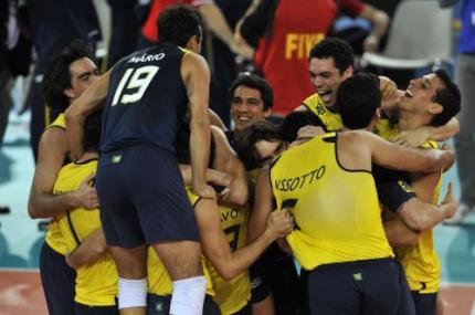 Braziliaanse volleyballers prolongeren titel