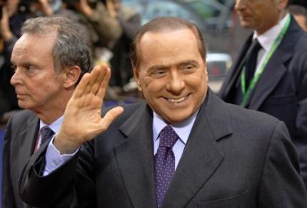 Berlusconi is blij dat hij geen homo is
