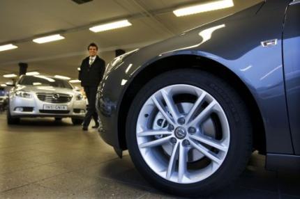 Europese autoverkopen blijven dalen