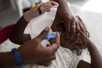 Cholera eist al 2400 levens in Haïti