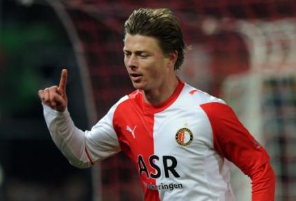 Feyenoord denkt aan schadevergoeding Tomasson