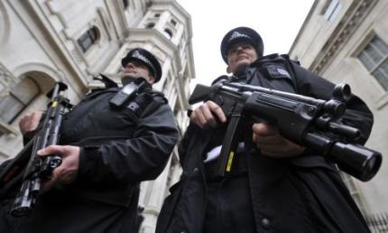 Engeland klaagt negen terreurverdachten aan