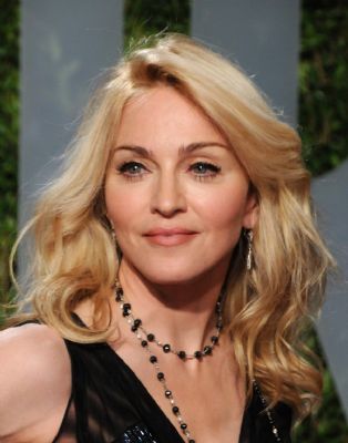 Madonna: Ik kleed me saai
