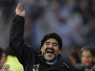 Maradona naakt de stad door bij wereldtitel