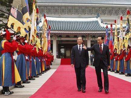 Chinese premier in Seoul