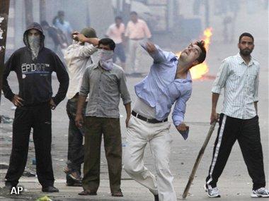 Doden bij demonstraties in Indiaas Kashmir