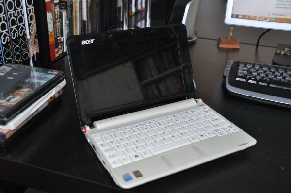 110109_18642_netbook.jpg