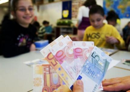 'Kinderen leren te weinig over geld'