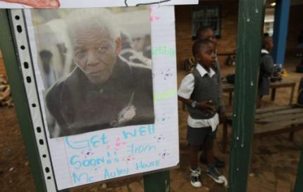 'Mandela herstelt van klaplong'