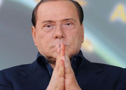 Nieuwe wetten moeten Berlusconi redden