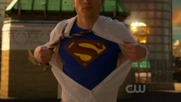 110514_725_smallville-superman.png