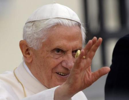 Paus reikt moslims de hand
