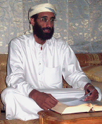 Awlaki (bron: Wikimedia, foto: Muhammad ud-Deen, licentie: CC BY-SA)