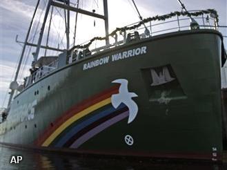 Greenpeace gooit zwerfkeien in Noordzee (Foto: Novum)