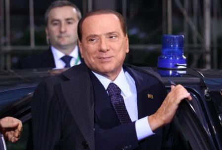 'Berlusconi rond nieuwjaar weg als premier'
