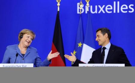 'Excuses Merkel voor stilte over Italië'