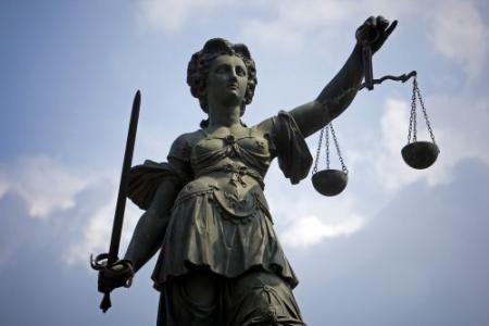 Justitie start onderzoek advocatenkantoor