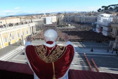 Paus veroordeelt vervolging christenen