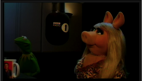 120127_725_kermitPiggyBBCR1.png