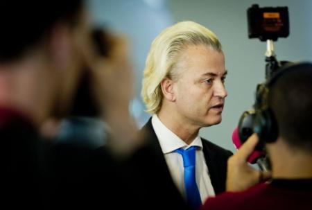 Wilders wil uitleg Duitsland over brochure