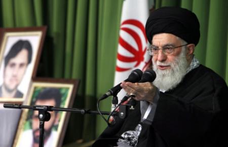 Khamenei: niets kan kernprogramma stoppen