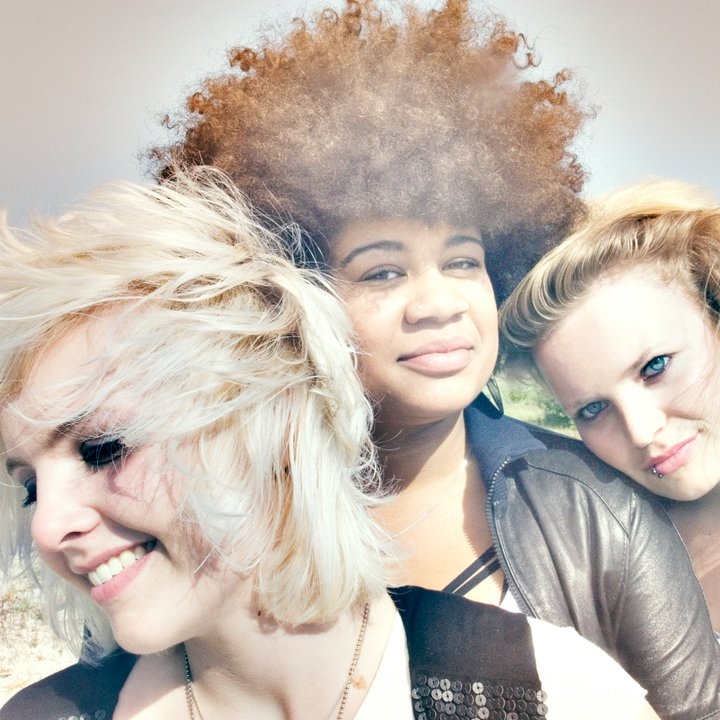 120319_163650_Dudettes.JPG