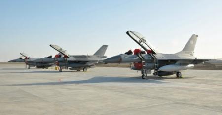 SP: laat F-16's opstijgen om te helpen