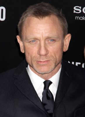 Daniel Craig garandeert Bondfans genoeg spektakel (Novum)