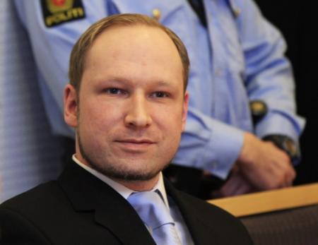 Proces Anders Breivik begint