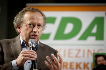 VVD daalt in peiling, CDA stijgt