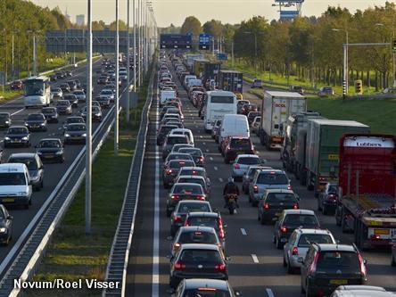 Verkeersdrukte door hemelvaartweekeinde (Foto: Novum)