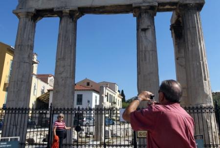 Politici willen subsidie voor Griekenlandreis