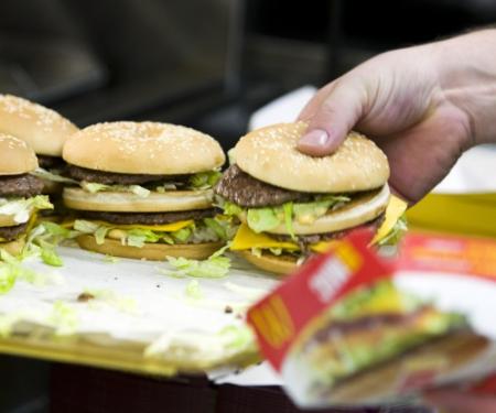 Chileen vindt muizenstaart in hamburger