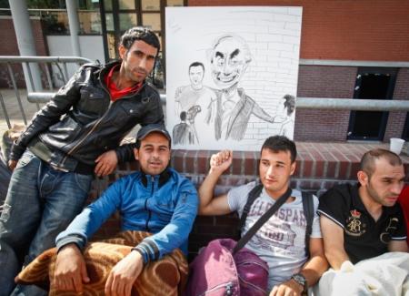 Minder asielzoekers naar Nederland