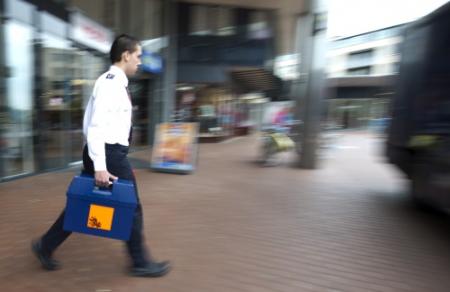 Geldkoffer gestolen bij bank in Rotterdam