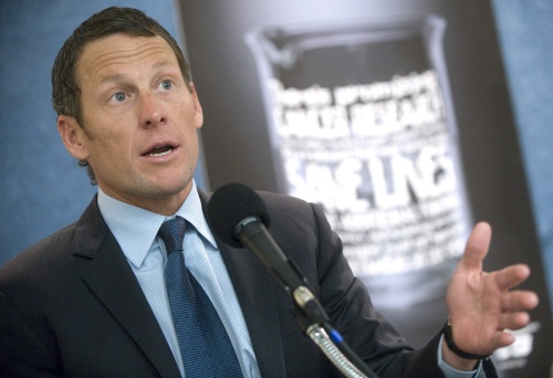 Lance Armstrong reageert op dopingschandaal