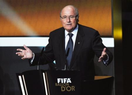 Blatter: puntenaftrek bij racisme door fans