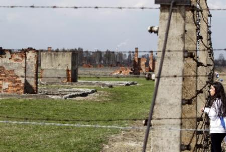 Auschwitz-overlevenden bezorgd over Jodenhaat