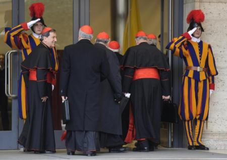 'Donderdag alle stemmende kardinalen in Rome'