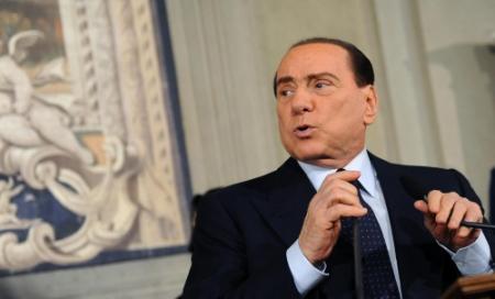 Berlusconi krijgt in hoger beroep 4 jaar cel