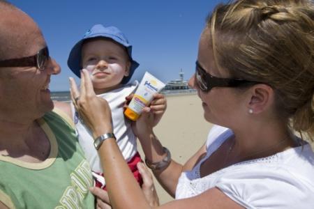 'Bescherm kinderen beter tegen de zon'