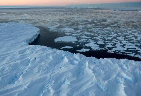 'Zeewater stijgt 2,3 meter per graad Celsius'