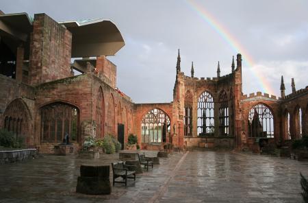 Kathedraal Coventry tegenwoordig. Foto gemaakt en vrijgegeven door Andrew Walker.