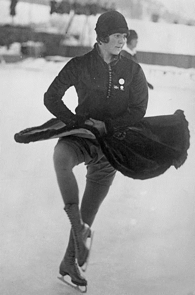 Sonja Henie op het ijs in januari 1931 (WikiCommons/Desconegut)
