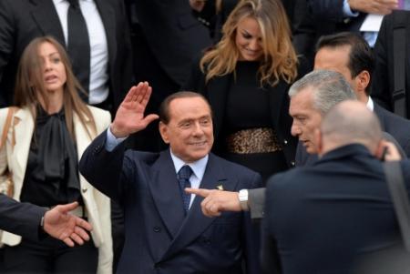 Partij van Berlusconi uiteengevallen