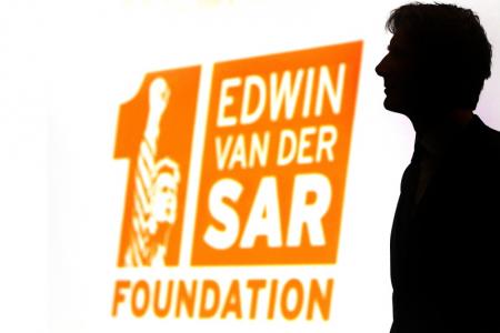 Vorig jaar werd de Edwin van der Sar Foundation opgericht. De foundation zet zich in voor mensen met een hersenziekte (Foto: Pro Shots)