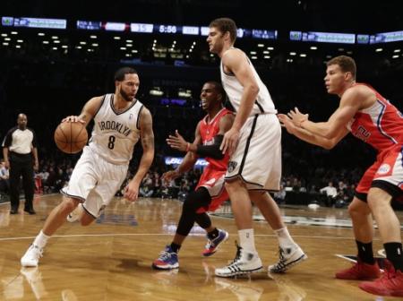 Thuiszege Brooklyn op Clippers