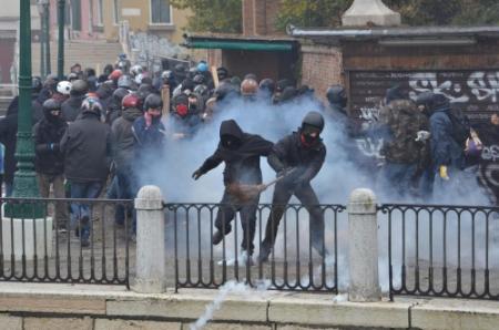 Schermutselingen bij protesten Italië