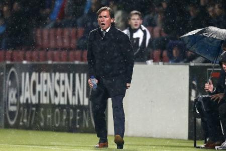 Nadat N.E.C. Nijmegen sinds februari slecht één punt behaalde was voor de clubleiding de maat vol. Trainer Alex Pastoor werd ontslagen en niet veel later opgevolgd door Anton Janssen. (Foto: Pro Shots)