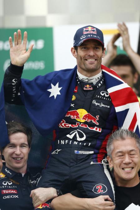 Na twaalf jaar Formule 1 nam Mark Webber in Brazilië afscheid. De Australische coureur zal volgend jaar voor Porsche op Le Mans uit komen. Met een tweede plaats achter teamgenoot Sebastian Vettel beëindigde hij zijn Formule 1-carrière. In totaal won Webber negen grands prix. (Foto: Pro Shots)